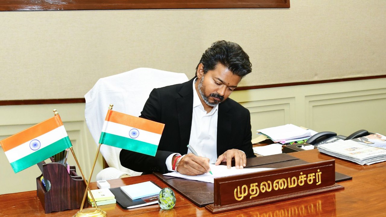 ₹5 ಲಕ್ಷ ಕೋಟಿ.. ಸುನಾಮಿ ಸವಾಲು.. ತಲೈವಾ ಕಂಗಾಲು..! ಅರ್ಥ ಯುದ್ಧದಲ್ಲಿ ಗೆದ್ದರಷ್ಟೇ ಉಳಿಗಾಲ.. ಏನ್ಮಾಡ್ತಾರೆ ದಳಪತಿ..?