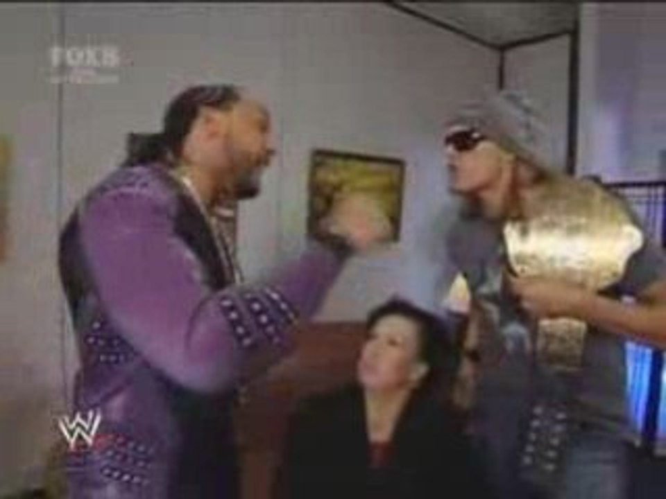 Edge & vickie backstage w/mvp - sd 6/13/08