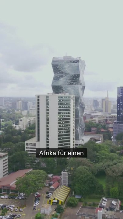 No Glomex Emmanuel Macron: Sein Mikrofon-Auftritt sorgt in Afrika für Eklat – 'totale Respektlosigkeit'