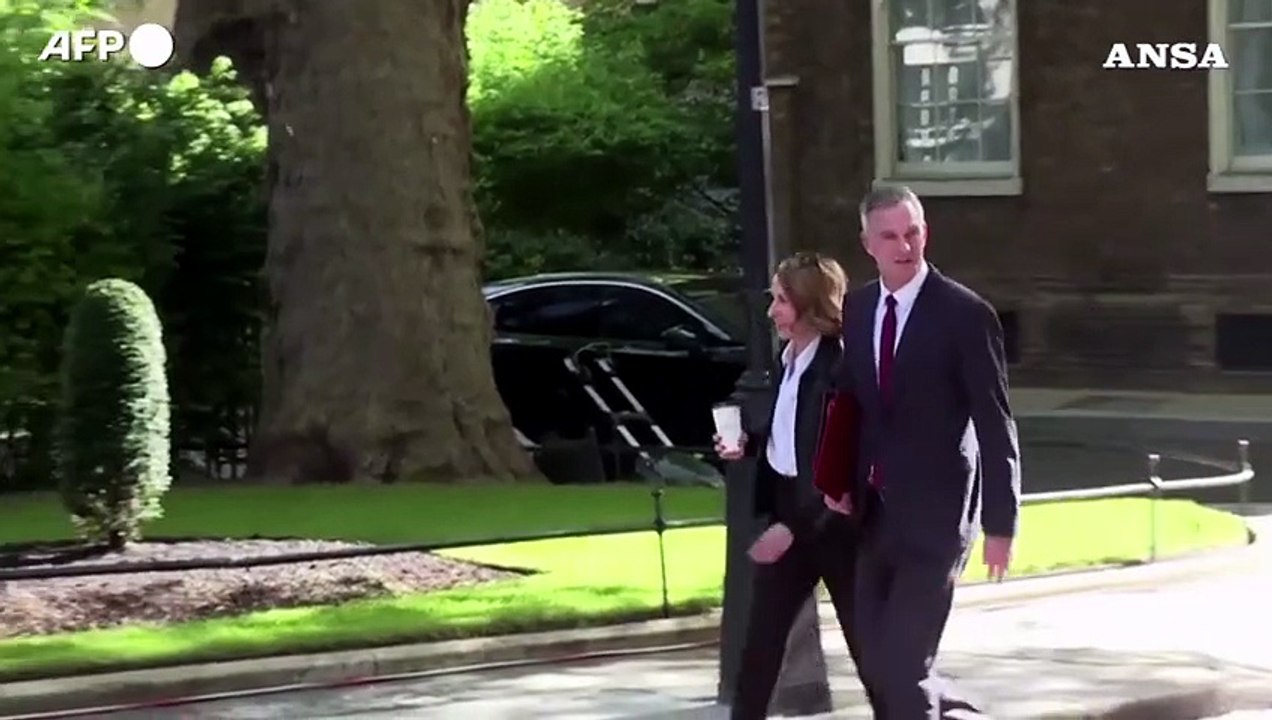 Starmer sempre piu' in bilico, gli arrivi a Downing Street per il consiglio dei ministri