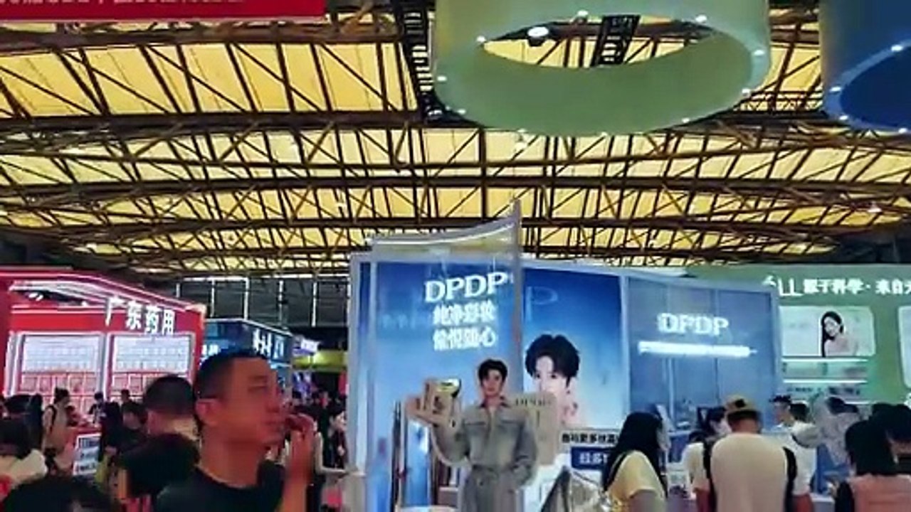 CHINA Beauty Expo Hangzhou Stand Builder Booth Contractor YOHO EXPO