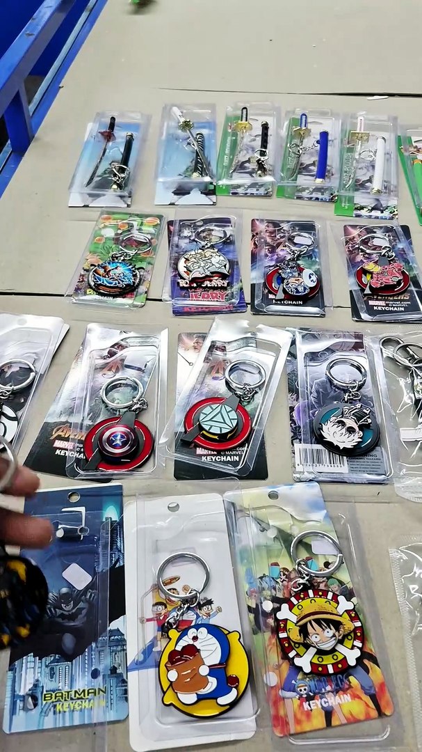 ⁣🎌 Miniature Katanas Keychains Unboxing & Review 🔥