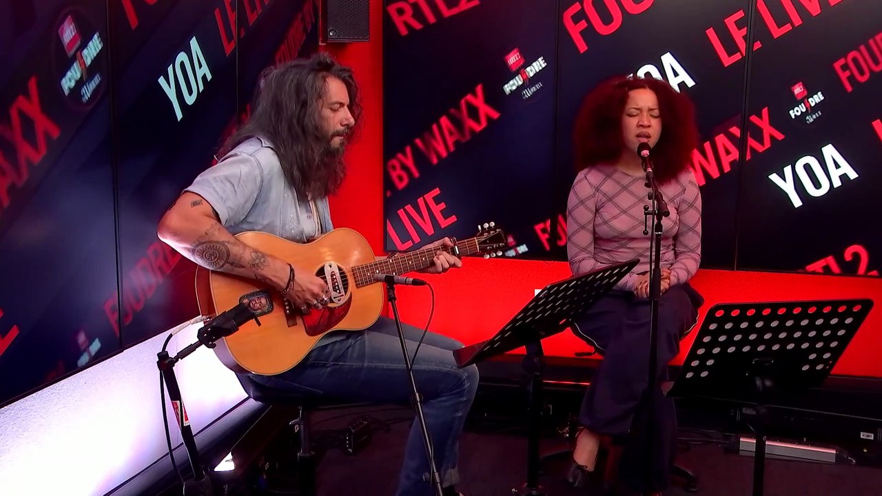 Yoa & Waxx reprennent "Tant pis pour elle" de Charlotte Cardin en live dans Foudre