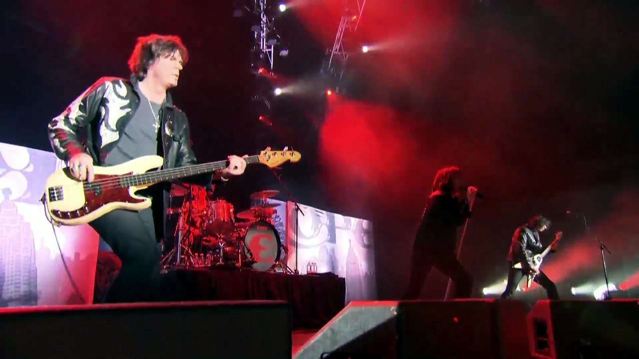 Last Look at Eden - Europe (live)