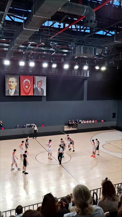 İlk Yarı Sonucu - Dev Adamlar 15-34 Beşiktaş - U16 Erkekler Play Off 2. Tur