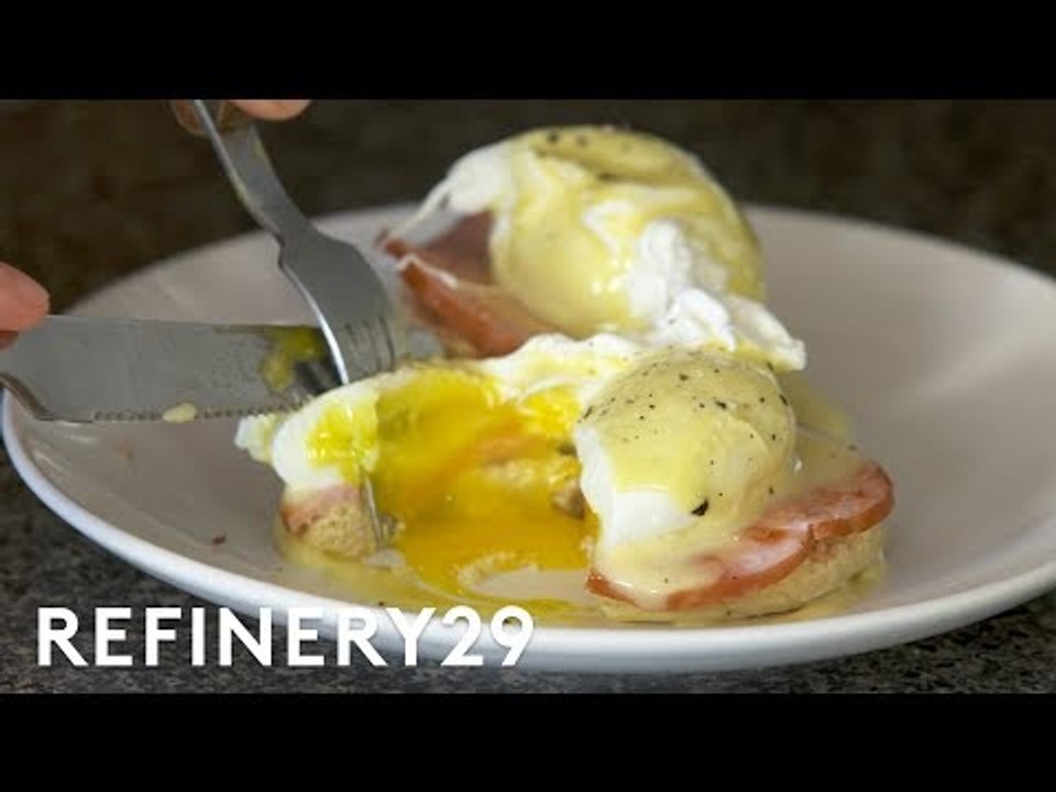 A Pro Chef Makes Eggs Benedict In A Tiny Apartment | Good Chef, Bad ...