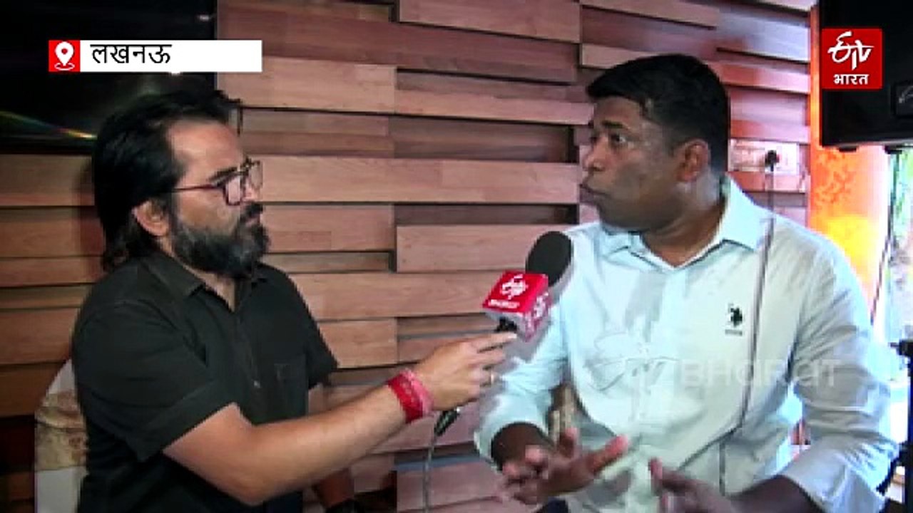 सरकार देश को गलत दिशा में ले जा रही... IAS कन्न...