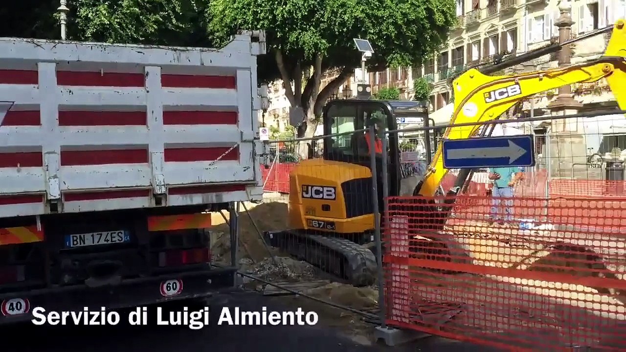 Lavori in piazza Yenne, traffico nel caos a Cagliari