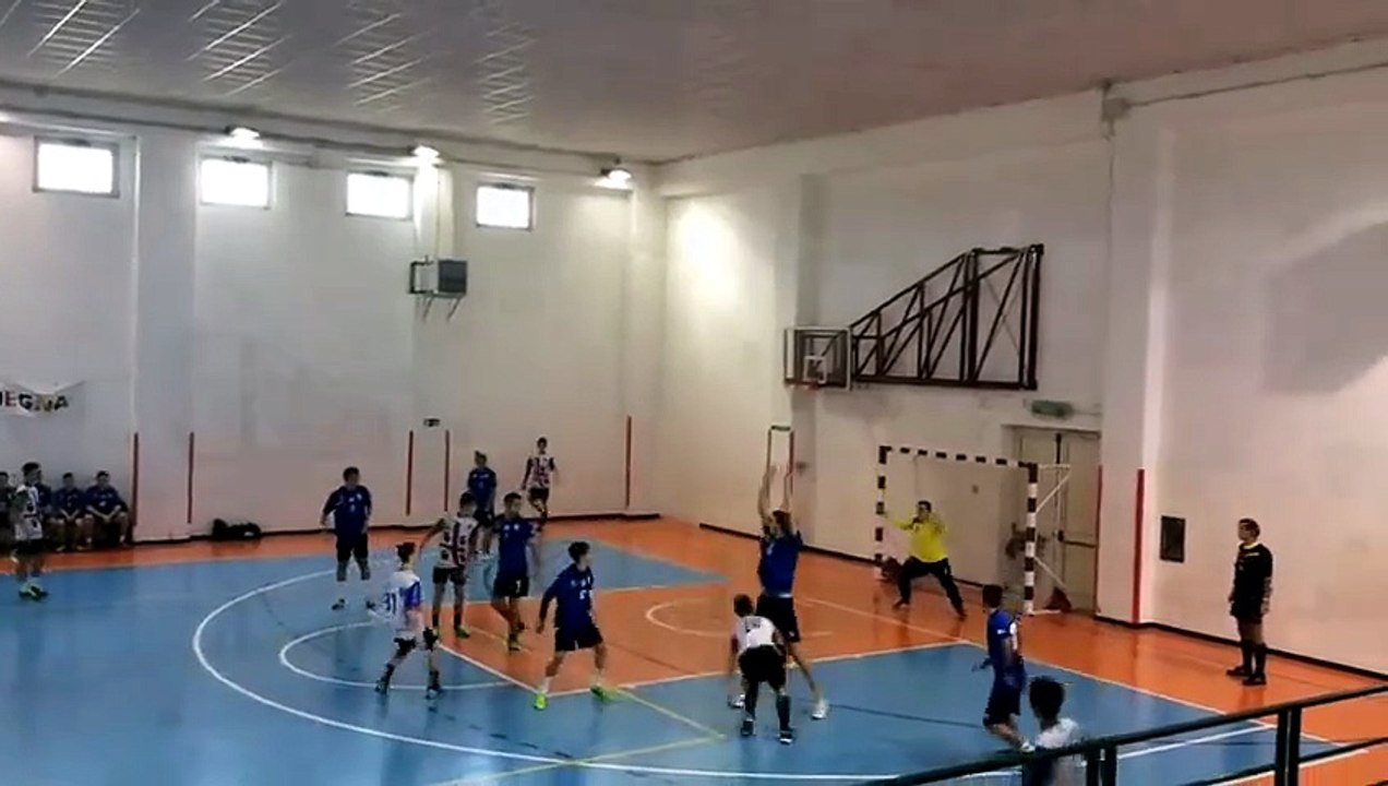 VIDEO IN ALLEGATO Pallamano BM, buona la prima per il Selargius e per il Perfugas. In Seconda Divisione il Sardegna raggiunge il Karalis