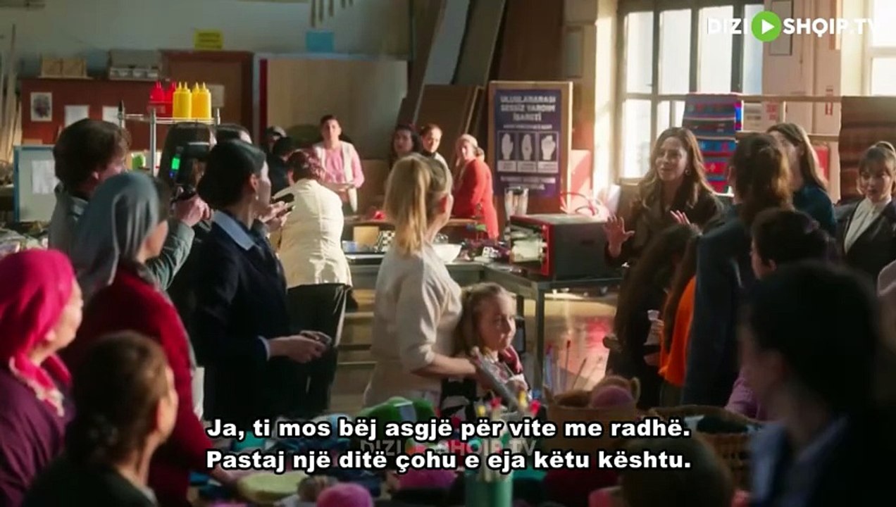 Ti je dashuria ime ( Sevdigim Sensin) Episodi 9 - Pjesa 5. ( Me titra shqip)