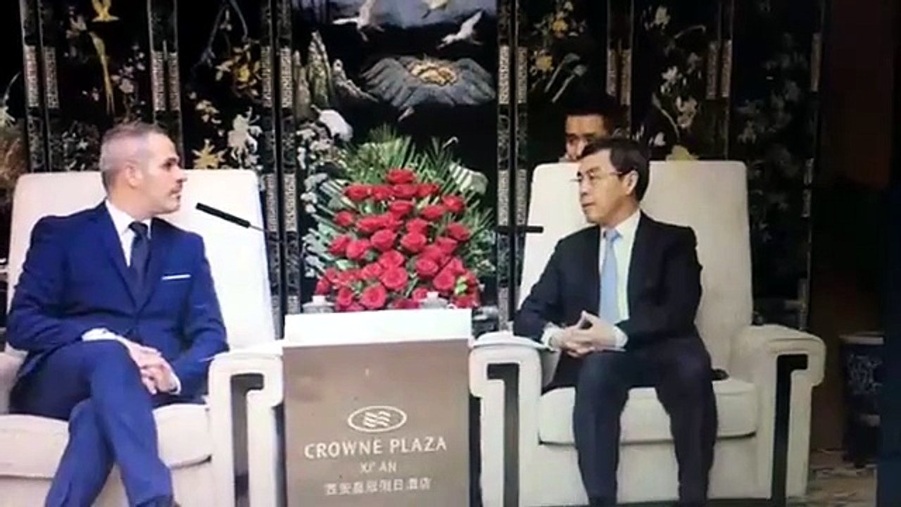 Cabras, Giganti e esercito di terracotta: c'è l'intesa per il gemellaggio tra il Sinis e la Cina