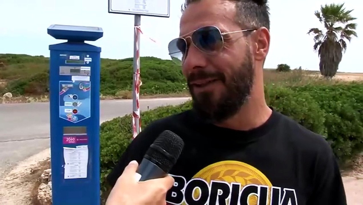 CABRAS, CARO PARCHEGGI NELLE SPIAGGE DEL SINIS: «MA MANCANO I SERVIZI »