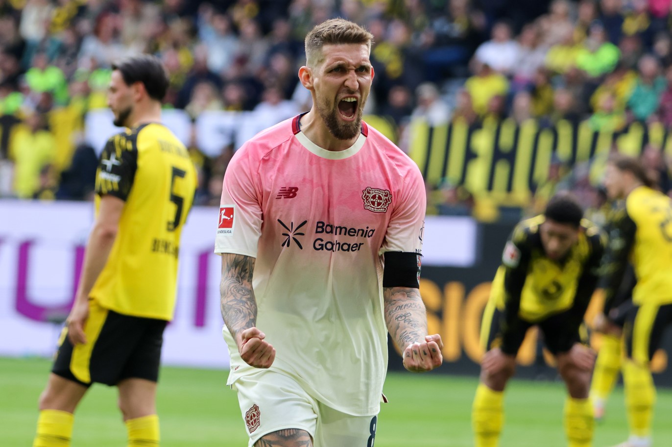 Bundesliga : Leverkusen fait chuter Dortmund et revient dans la course au Top 4