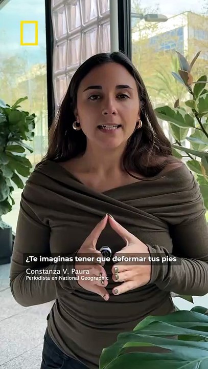 ¿Te imaginas tener que deformar tus pies desde niña… solo para cumplir con un ideal de belleza?