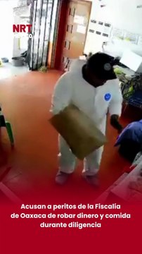 🚨💸 Peritos de la Fiscalía de Oaxaca fueron señalados por presuntamente tomar dinero en efectivo y hasta una bolsa de camarones mientras realizaban diligencias por un homicidio en una base de Líneas Unidas, en Santa Lucía Ocotlán.
