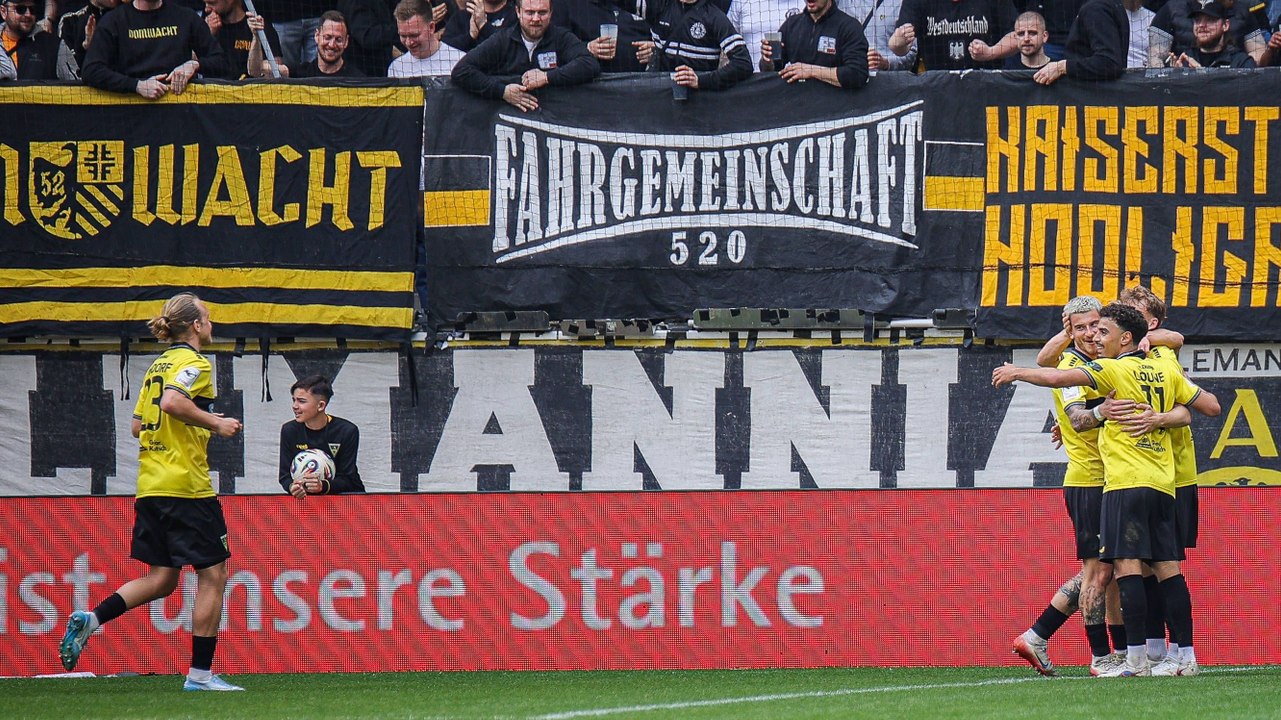 Hacken-Assist zum 1:0: Aachen kombiniert traumhaft