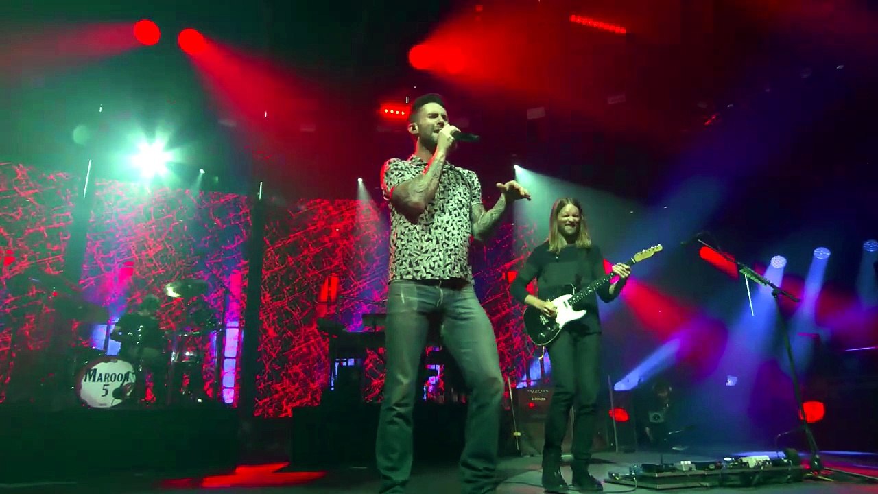 Harder to Breathe - Maroon 5 (live)