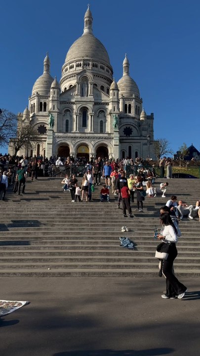 Montmartre in the background 🇫🇷✨