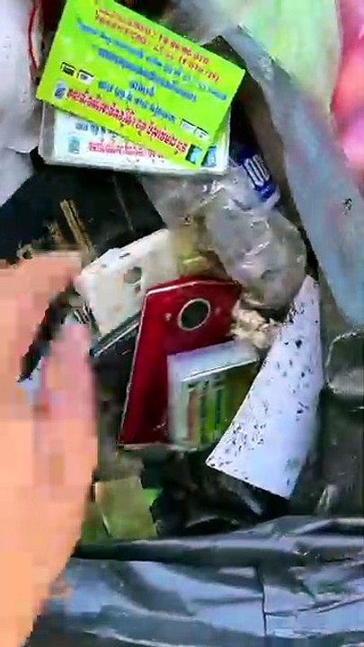 Broken phones found  #foundphone #brokenphone #restoration #iphones #reels