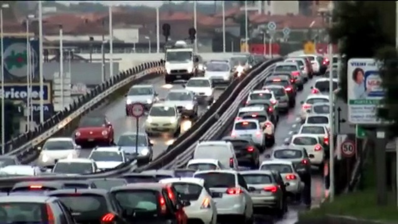 ASSE MEDIANO BLOCCATO TRAFFICO IN TILT ALL'INGRESSO PER CAGLIARI