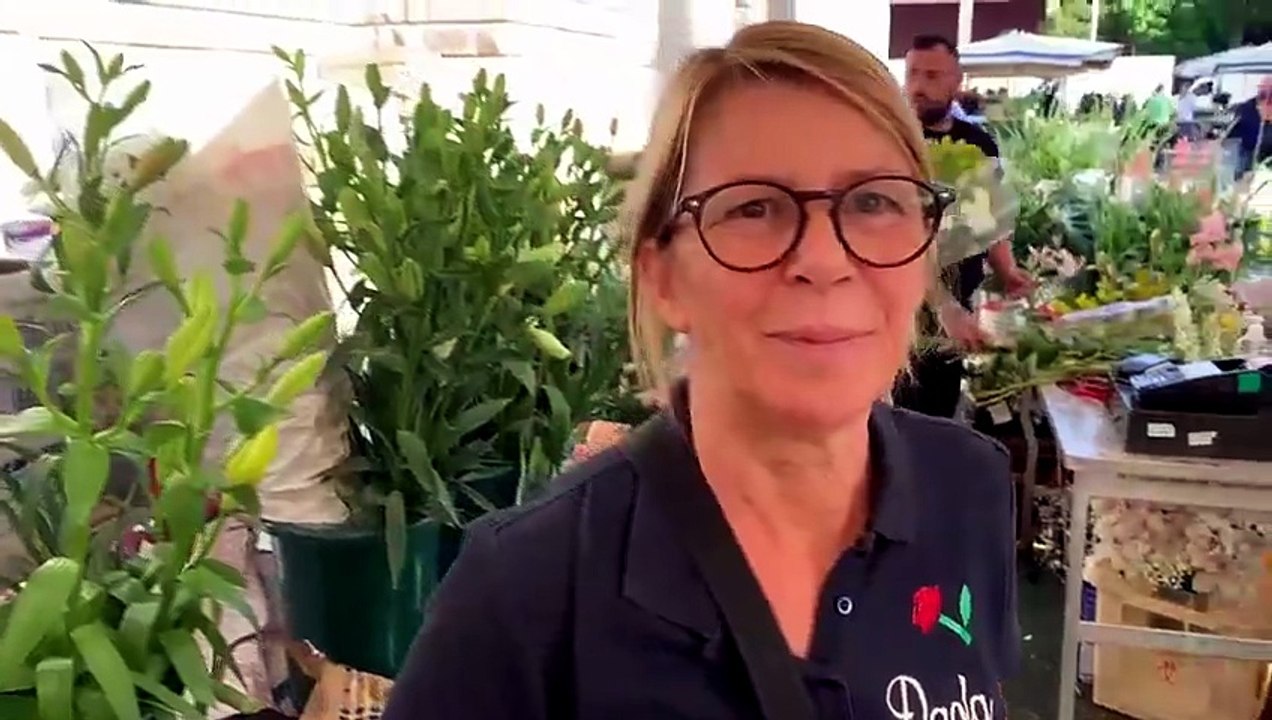 Cagliari, cimitero di San Michele: i prezzi dei fiori aumentano solo in pochi casi