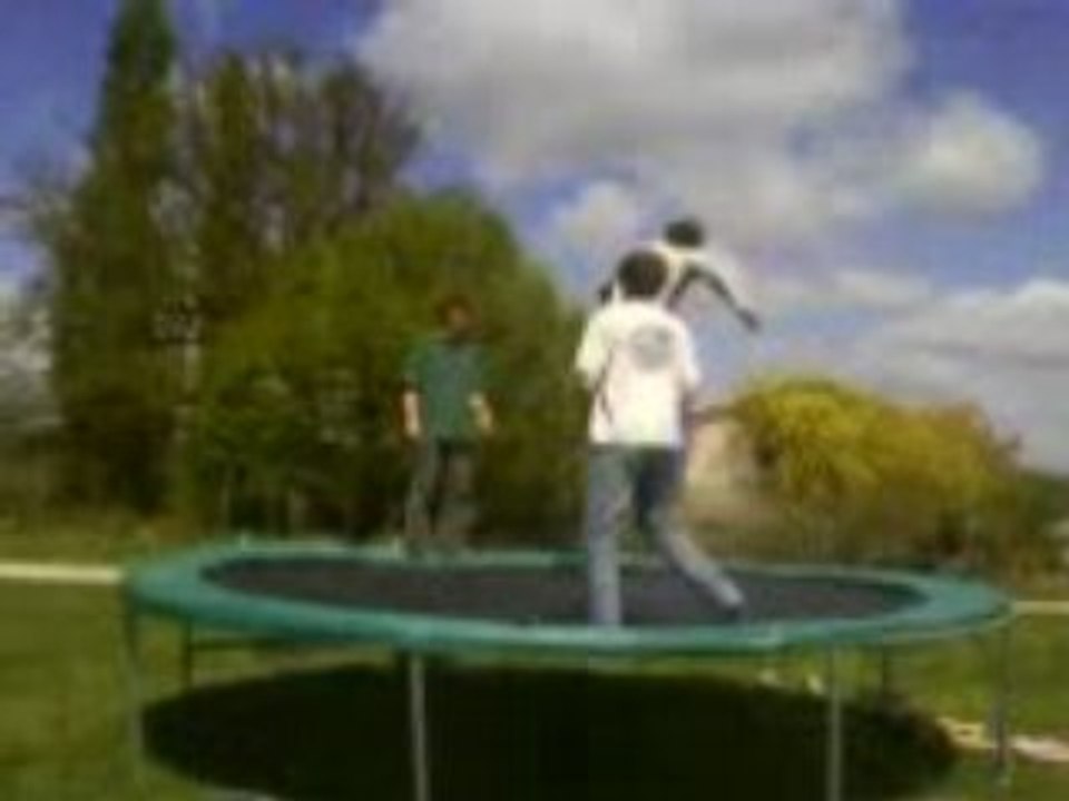 Trampoline