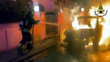 Olbia, il devastante incendio di un'auto
