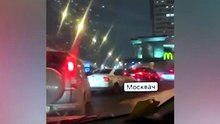Mc Donald's chiude i battenti in Russia: tutti in coda per l'ultimo Big Mac