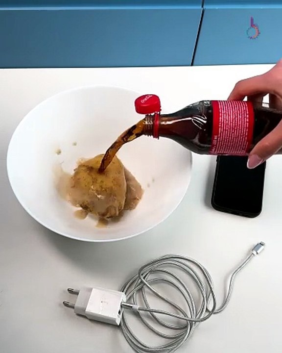 Real or fake, turning potatoes into phone chargers 🥔