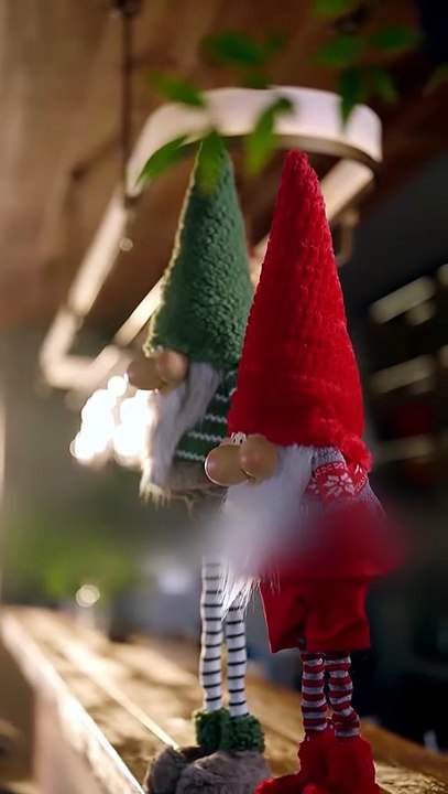 He Was The King Of Shengrong, She Was The Fire He Couldn't Resist  Sweet And Strong