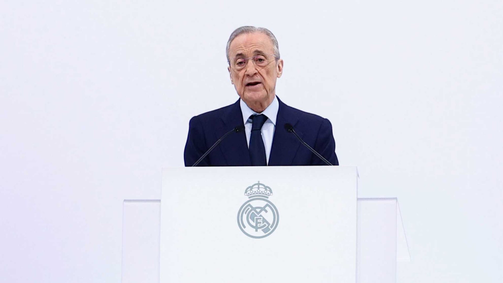 Florentino avisa: "Aquí no se rinde nadie"<br>