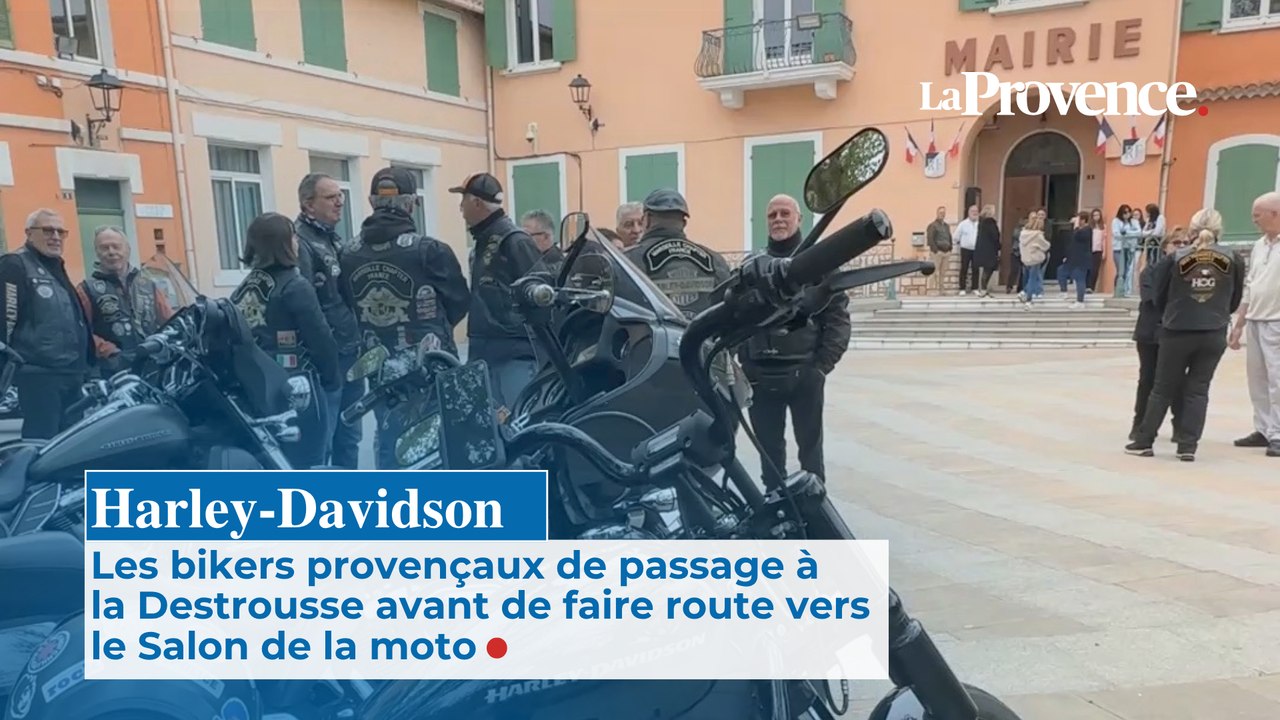 Harley-Davidson : Les bikers provençaux de passage à  la Destrousse avant de faire route vers  le salon de la moto