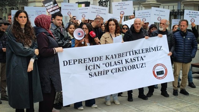 6 Şubat’ta yıkılan Hasan Alpargün Apartmanı davasına İstanbul’dan çağrı: Olası kasttan verilen tek mahkûmiyet kararına sahip çıkmak için buradayız