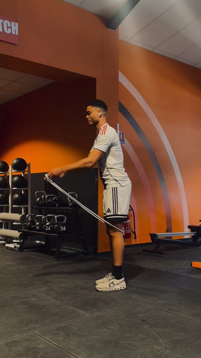 Jump rope Manipulation