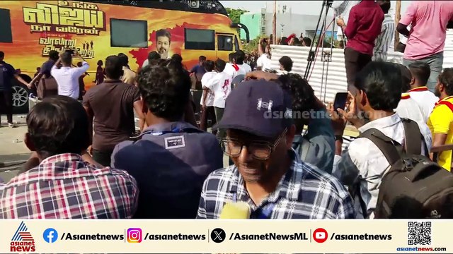 വിജയ് ആവേശം വോട്ടാകുമോ?; സൈക്കിൾ ചവിട്ടി വിസിലടിച്ച് കന്യാകുമാരിയിൽ വിജയ്