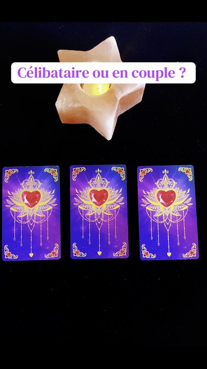 Célibataire ou en couple ? Choisis ta carte 1️⃣2️⃣3️⃣ et commentes 💌