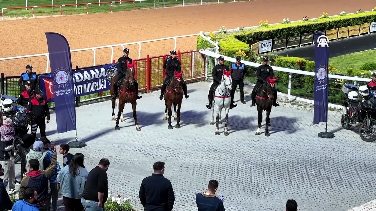 Adana'da Polis Haftası kapsamında "Adana Emniyet Koşusu" yapıldı | Ajansspor | AA