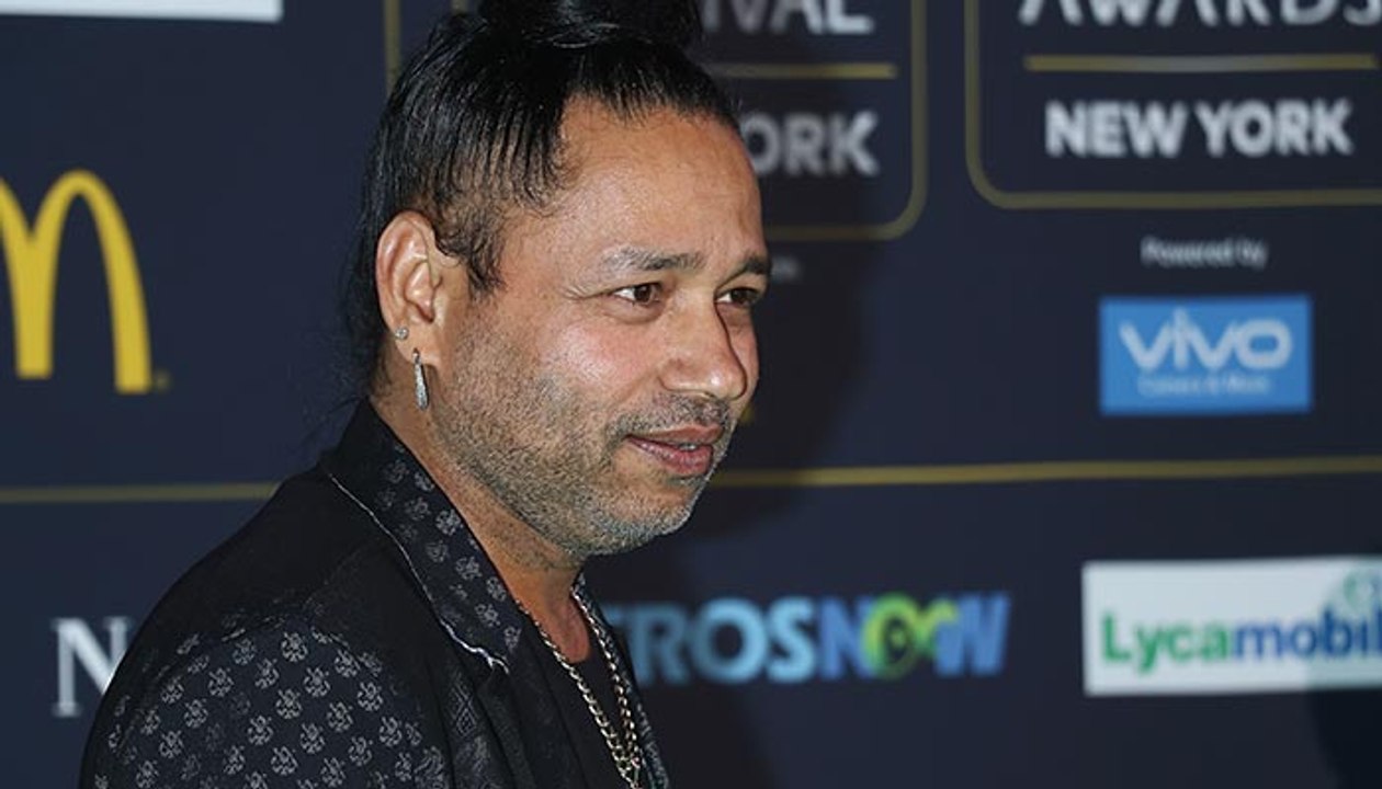 Kailash Kher Reacts to Asha Bhosle’s Demise | Emotional Tribute in Mumbai