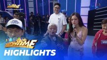 It's Showtime: Senior citizens, nag-away-away sa pwesto sa ‘Laro, Laro, Pick!’ (Laro, Laro, Pick)