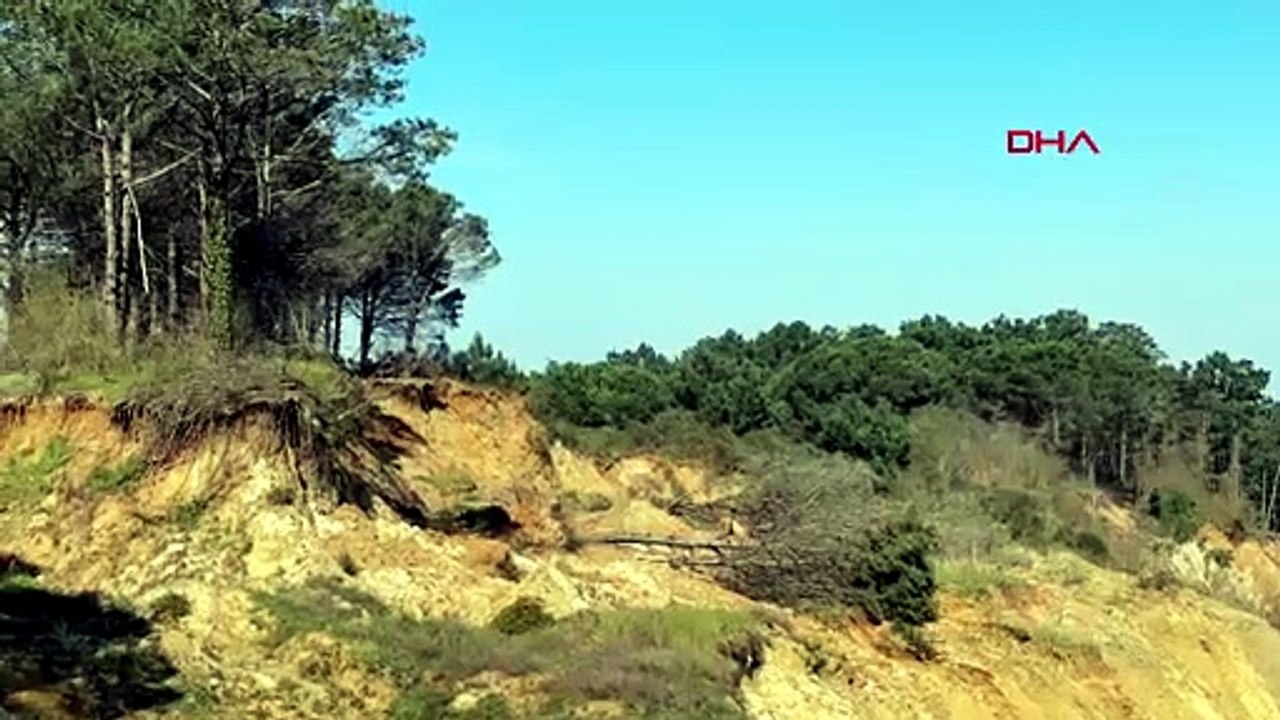 Çamura saplanan bisikletli çocuğun imdat çığlığı karşılık buldu: Polis ekipleri müdahale etti