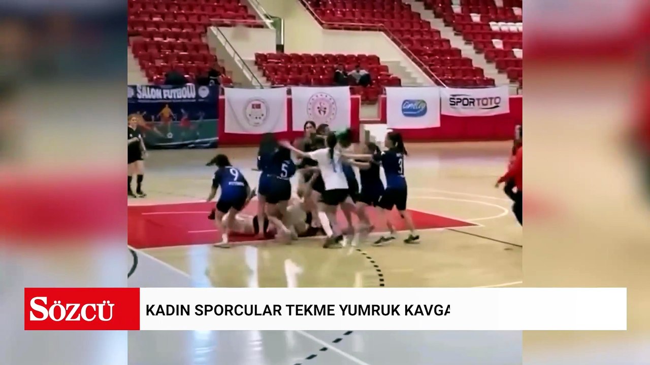Kadın sporcular tekme yumruk kavga etti