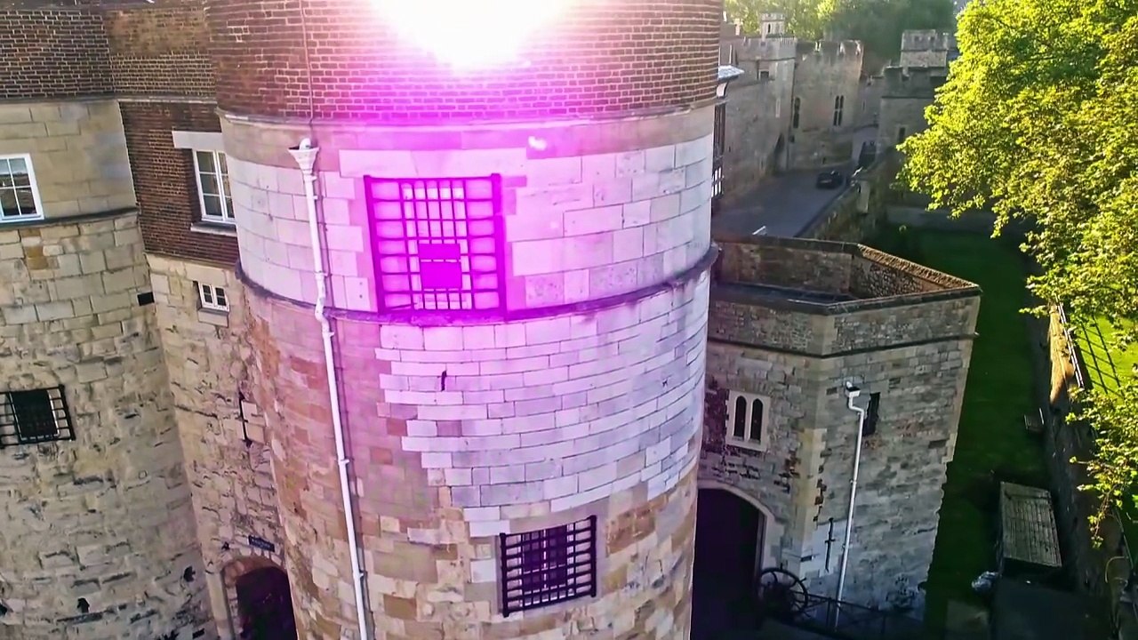 inside the tower of london s08e02