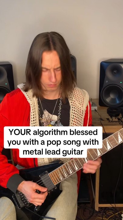 Guess you haven’t seen this one coming 🎸🎸🤘