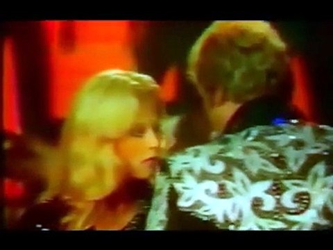 1973 - Johnny Hallyday - “Te Tuer d’Amour” en Duo avec Sylvie Vartan (Clôture de “Cadet Rousselle”, 2ème Chaîne, 14 Juin)