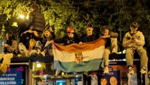 Junge Ungarn feiern Tisza-Sieg in Budapest