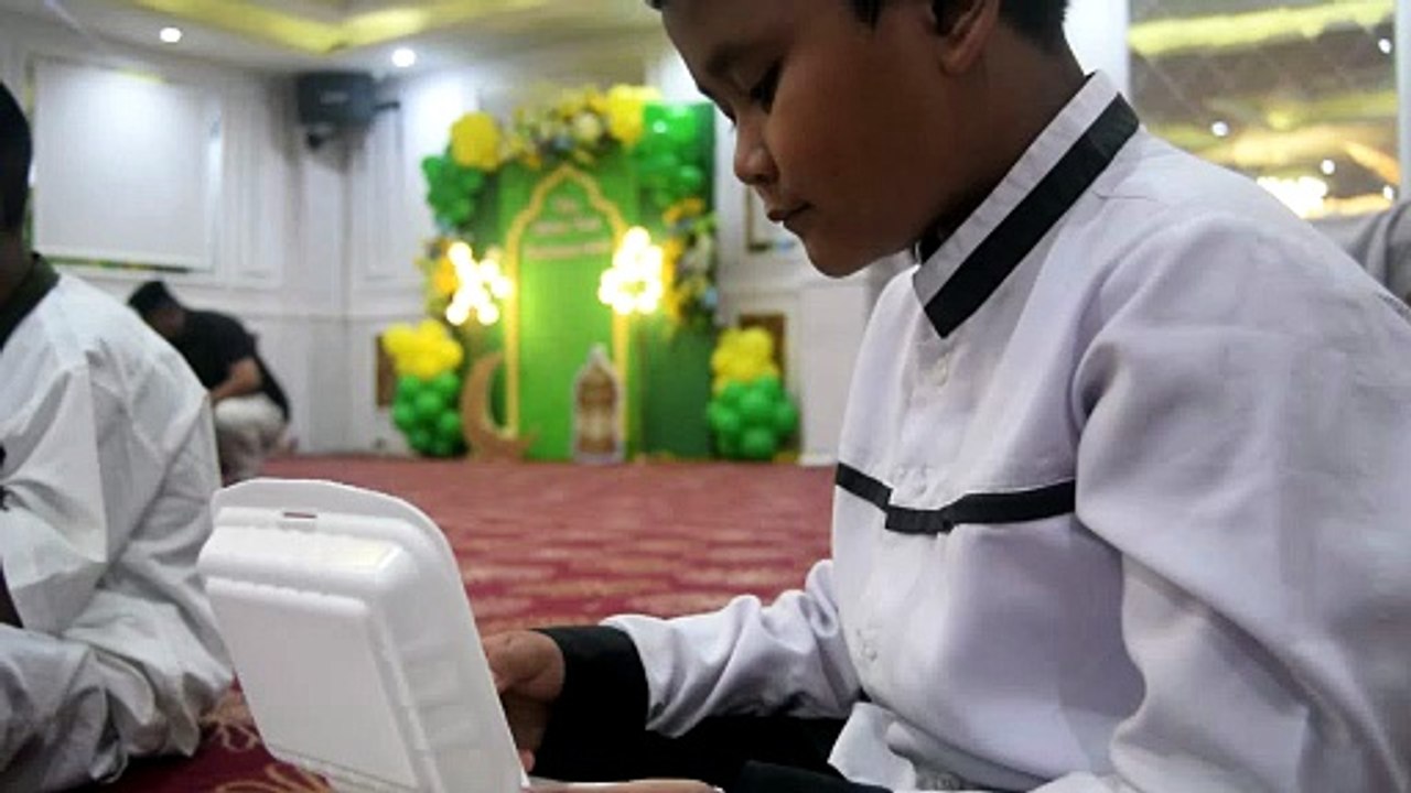 5 buka puasa  (yatim fest boalemo - ppa - yayasan abulyatama)