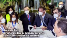 James D. Polk, director médico de la NASA, durante su visita institucional a Tenerife.