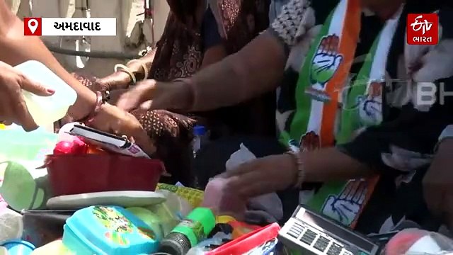 અમદાવાદ કોર્પોરેશન ચૂંટણી 2026: રમકડાં વેચી ગુજરાન ચલાવતા દેવી પૂજક સમાજની મહિલાને કોંગ્રેસે આપી ટિકીટ