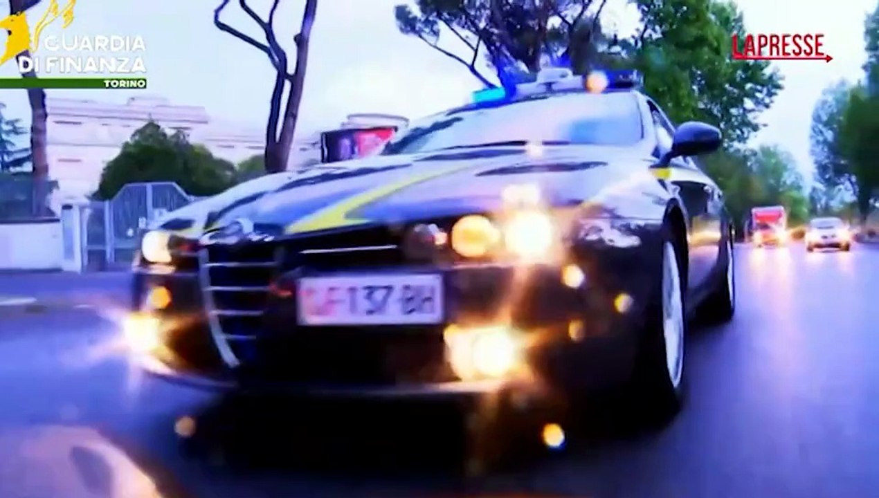 Contraffazione di prodotti iconici del design italiano: 14 denunciati