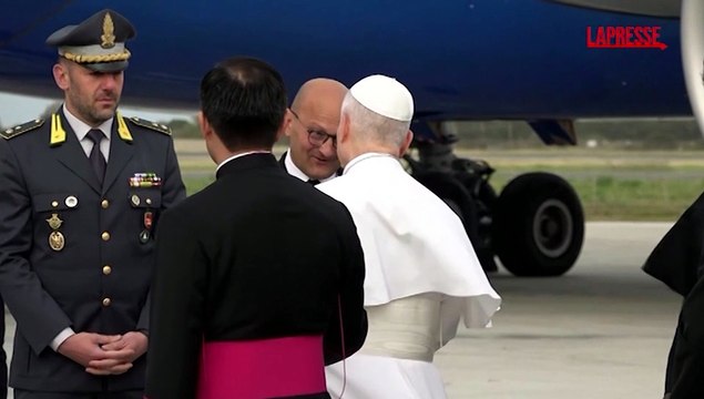 Papa Leone partito per viaggio apostolico in Africa